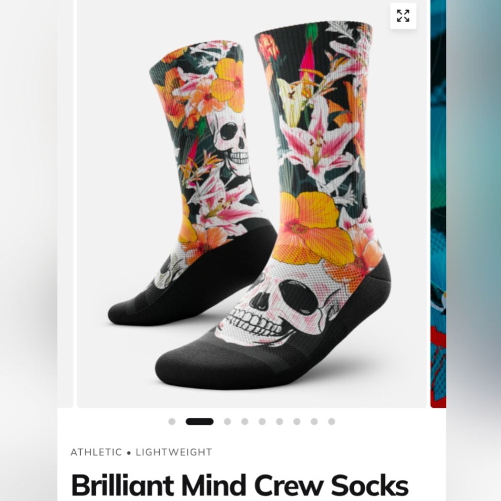 Outway Skull Socks - Picture 2 of 11